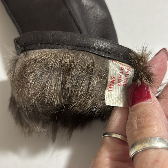 Women's deerskin leather Fur lined gloves DARK BROWN Excellent Condition Sz Sm - Picture 5 of 5
